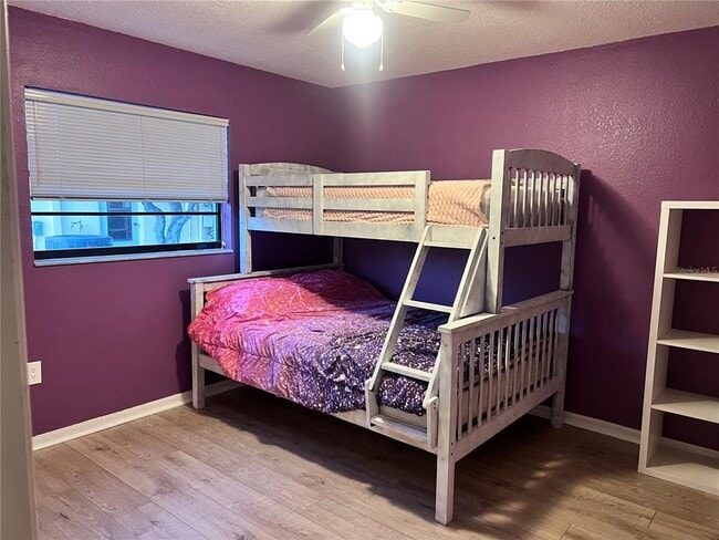 Building Photo - 5021 Bridgeport Dr