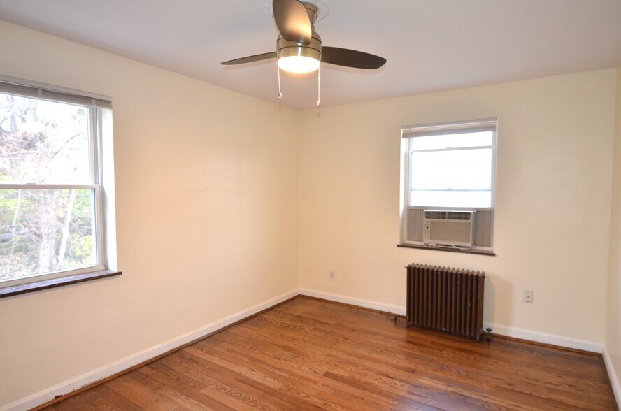 Building Photo - 2532 Williams Ave