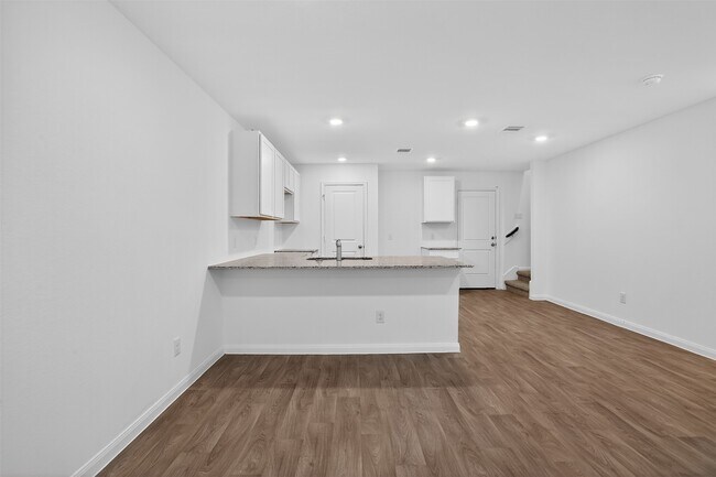 Building Photo - 11806 Holly Hurst Dr