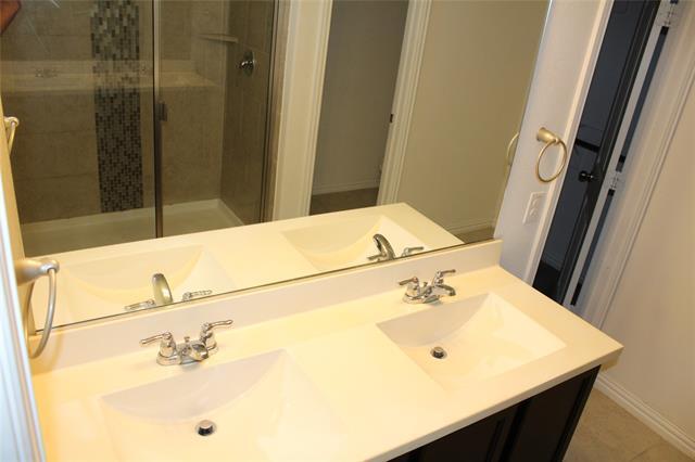 Building Photo - 1321 Rembrandt Dr