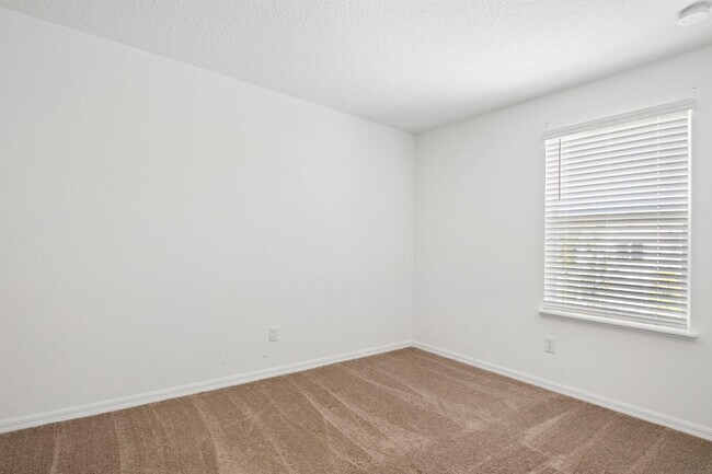 Building Photo - 3252 Brookasher Dr