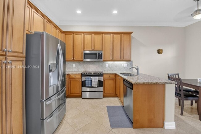 Building Photo - 6833 Watertown Dr