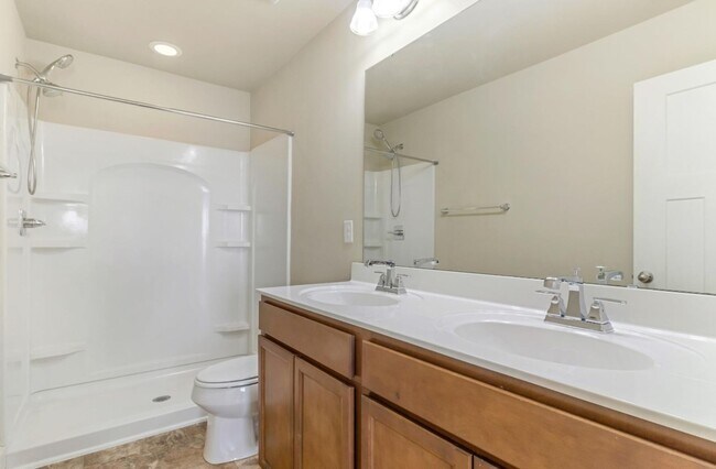 Building Photo - Move-In Ready-O'Neal Village, Greer, SC - 3 BD-2.5 BA - Plenty of space for Comfortable Living - ...