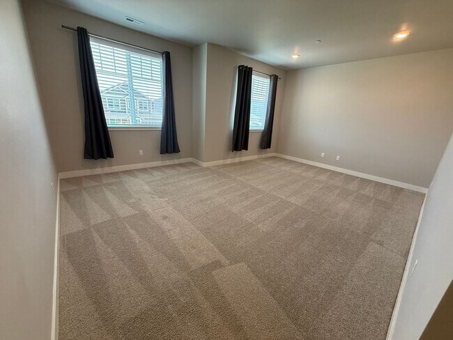 Building Photo - 1416 Baker Hts Lp