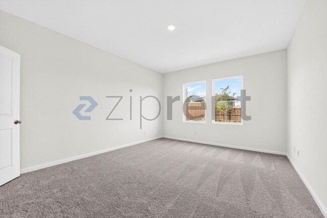 Building Photo - 1317 Kennedy Rd