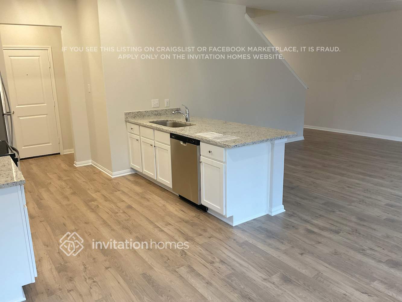 Building Photo - 8214 Sunberry Shadow Dr