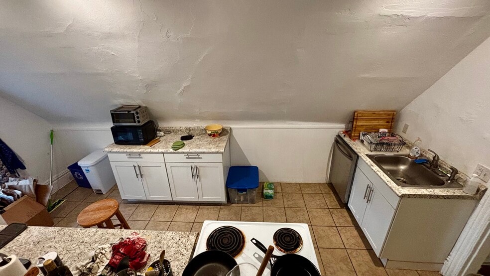 dishwasher - 351 Stratford Ave
