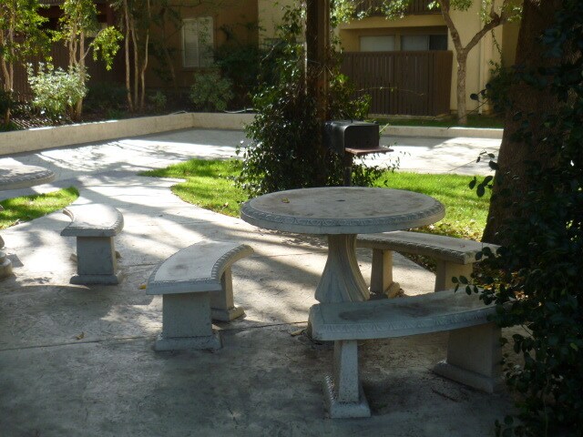 Building Photo - 18350 Hatteras St