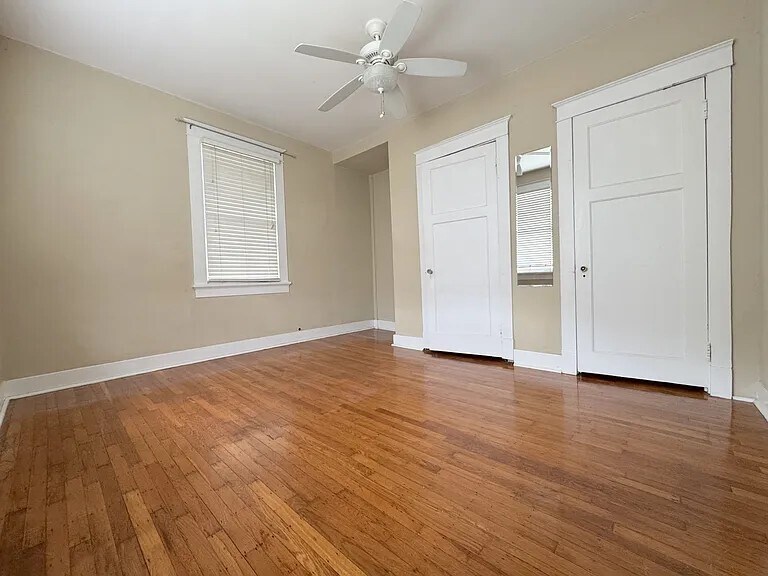Building Photo - 3636 Upperline St