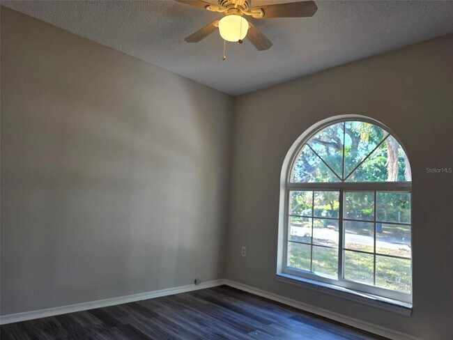 Building Photo - 118 29th St NW