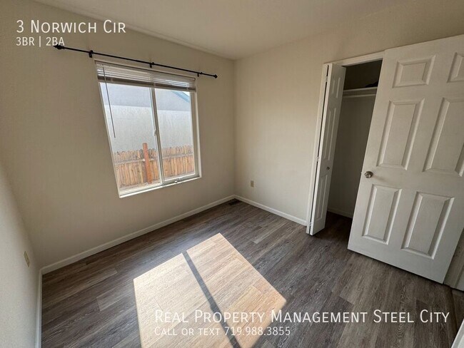 Building Photo - 3 Norwich Cir