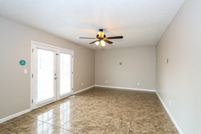 Building Photo - 2291 Chadsterz Dr