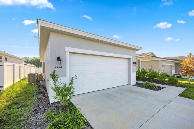 Building Photo - 7774 SW 59th St