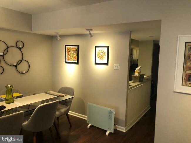 Building Photo - 2405 I St NW