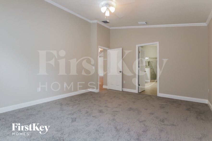 Building Photo - 30916 Burleigh Dr