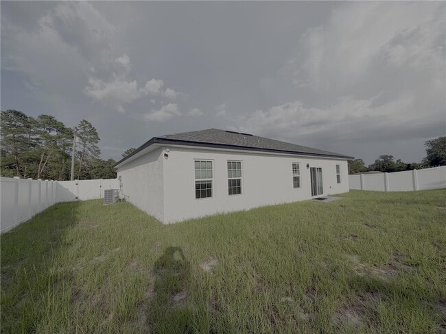 Building Photo - 16950 SW 42 Ave