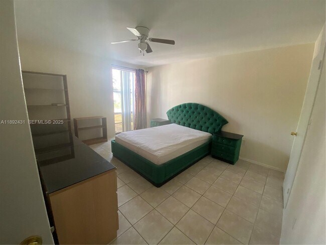 Building Photo - 17620 Atlantic Blvd