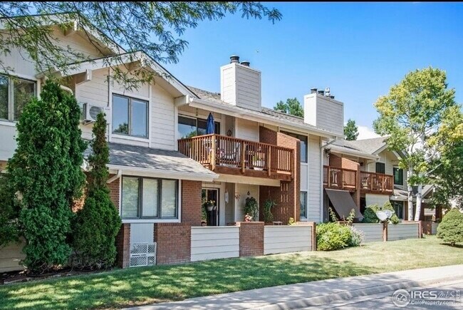 Large South-Facing Balcony - 1424 Front Nine Dr