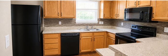 Building Photo - 4041 Orchard Valley Blvd