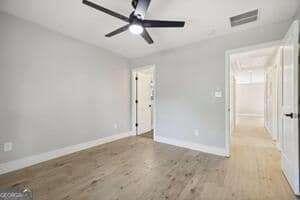 Building Photo - 1560 Sams St