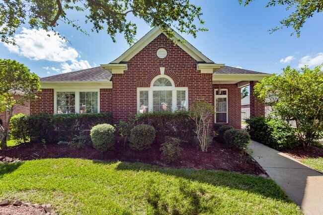 Primary Photo - 21915 Rivergate Ct