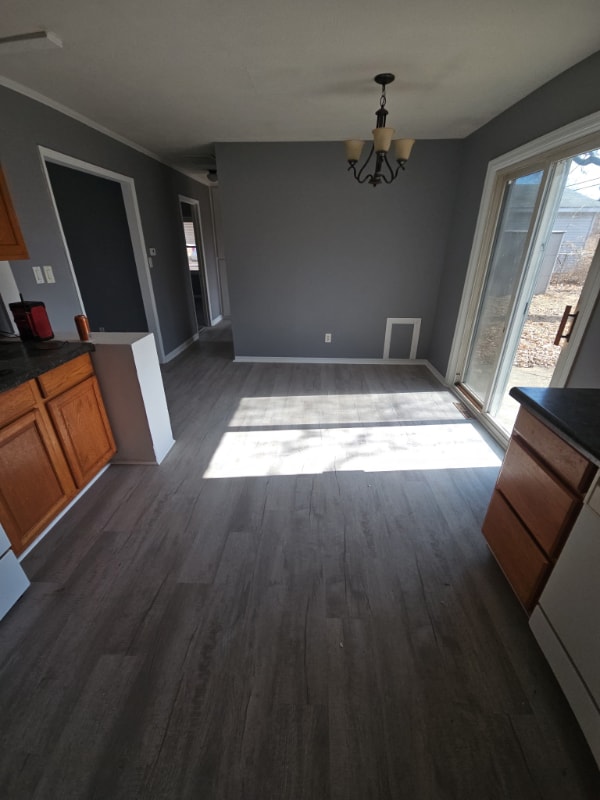 Building Photo - 2214 W Arrowhead Ln