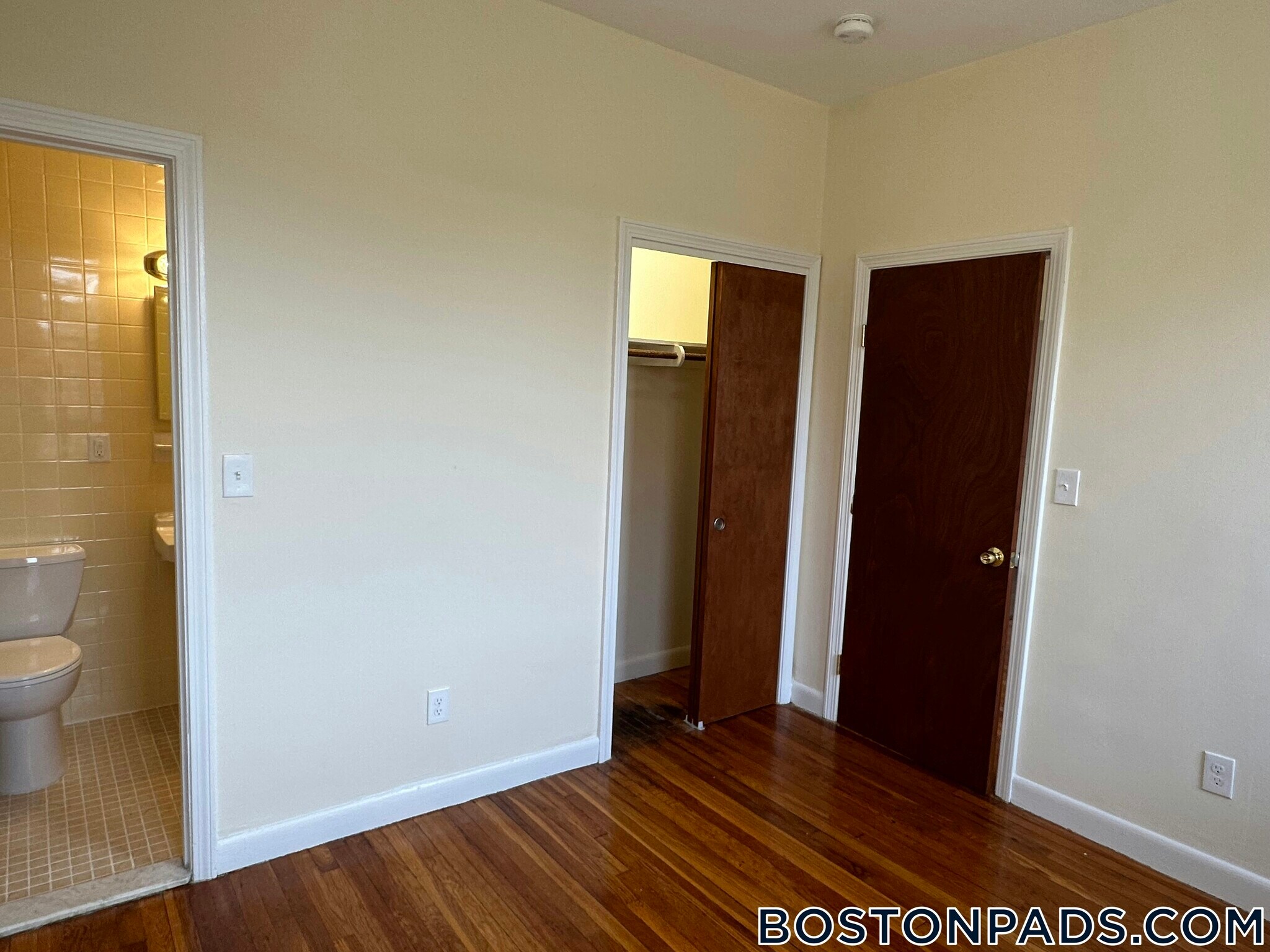 Building Photo - 64 Brighton Ave