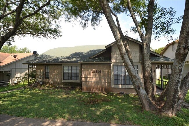 Building Photo - 12314 Alderbrook Dr