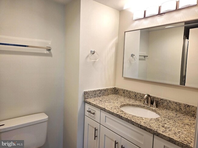 Building Photo - 15107 Interlachen Dr