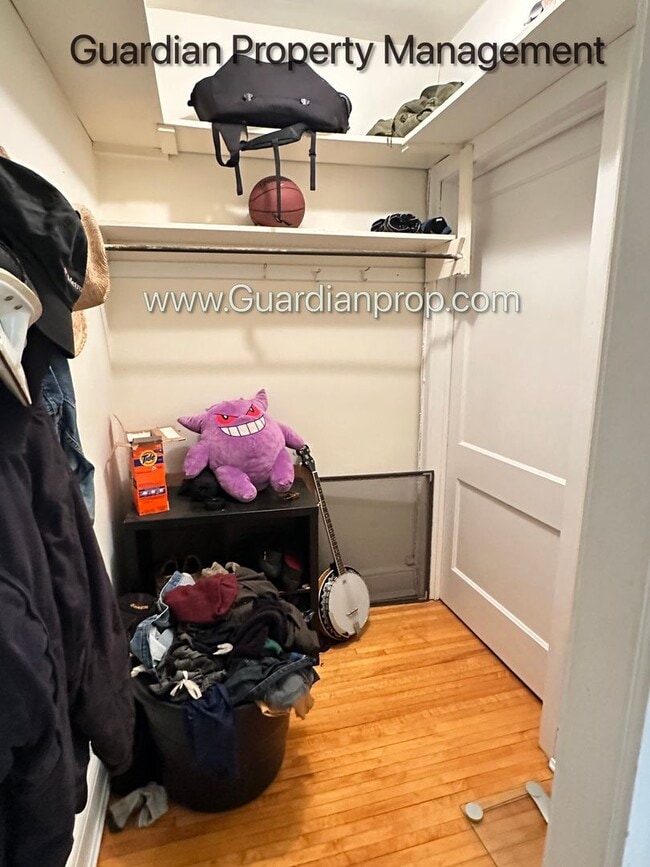 Building Photo - Studio Lakes Uptown Apartment, Blocks from...
