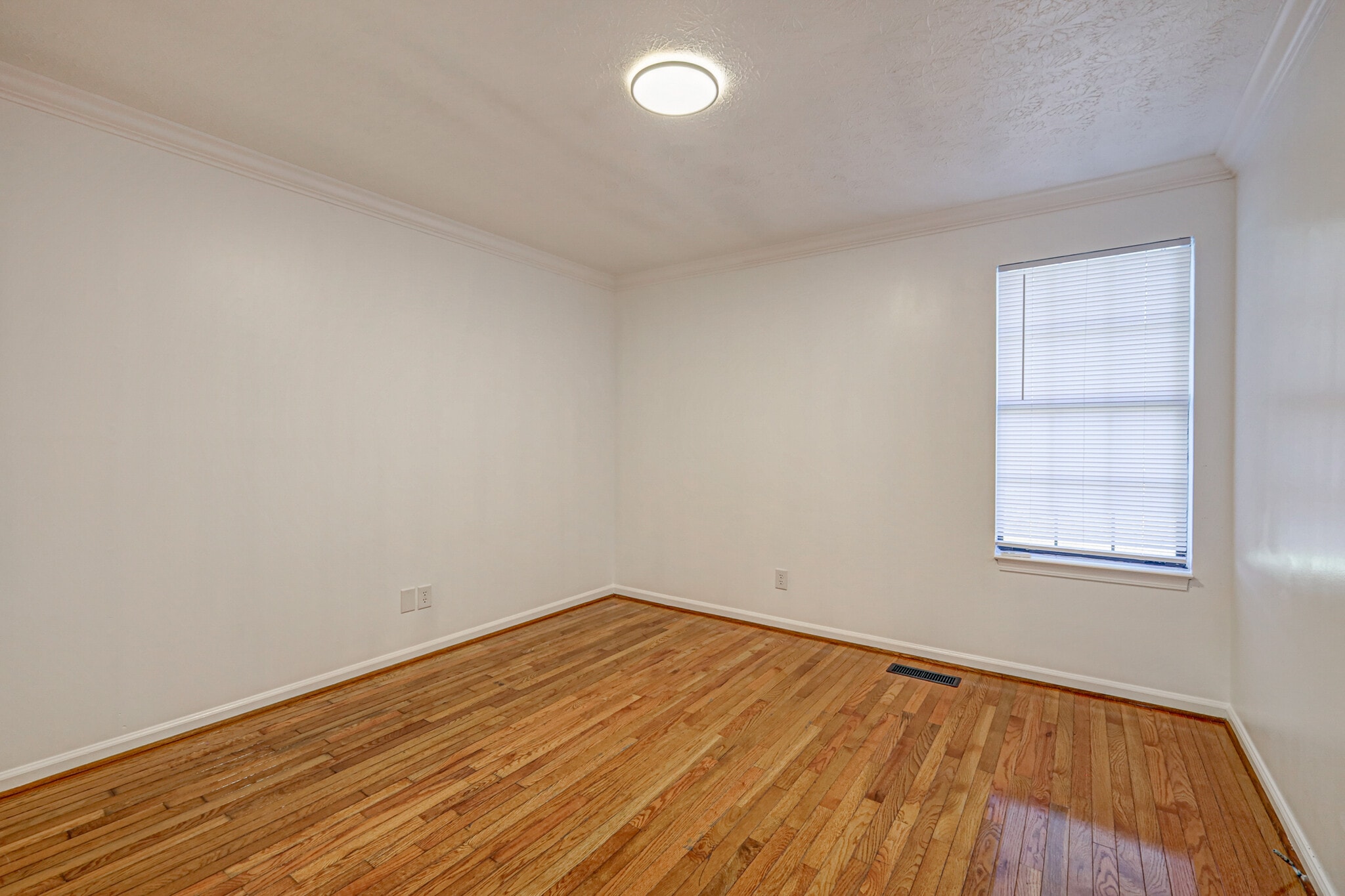 Building Photo - 5610 Obrien Ave