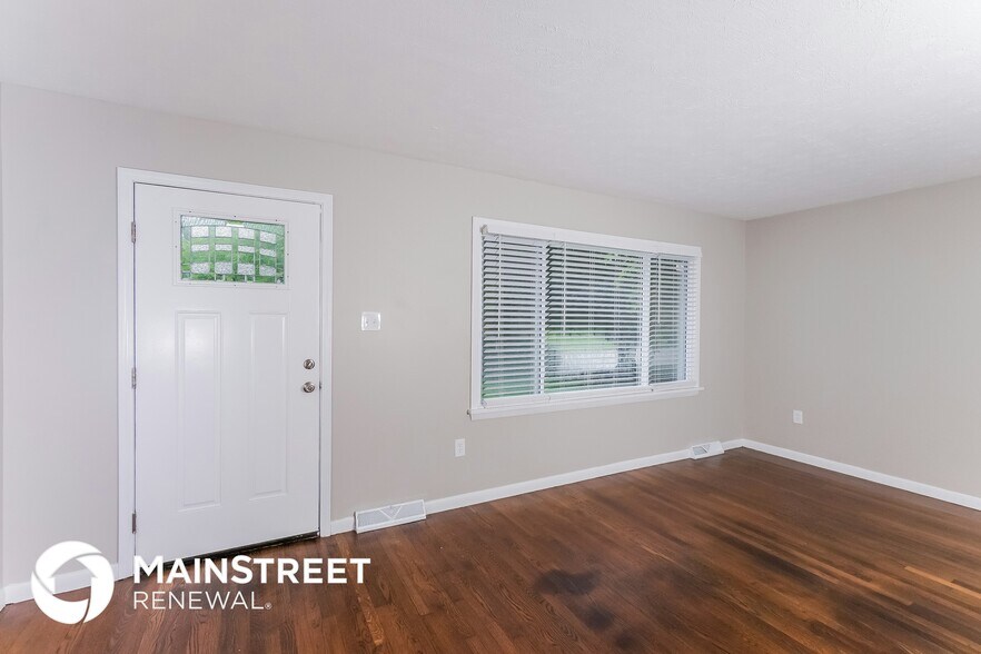 Building Photo - 1717 Birchbark Ln