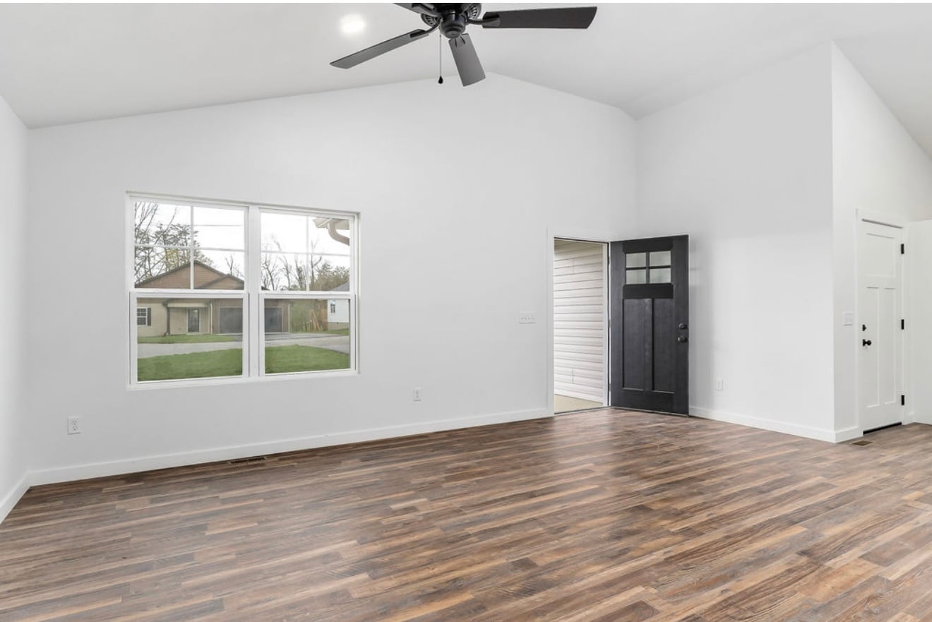 Building Photo - 157 Sky View Meadow Dr