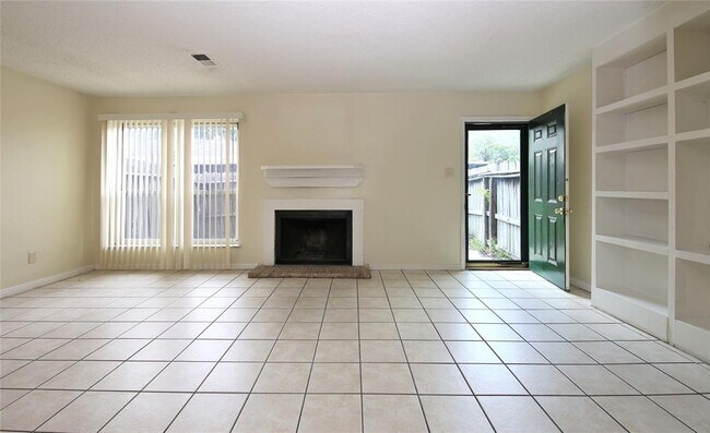 Building Photo - 15509 Aldine Westfield Rd