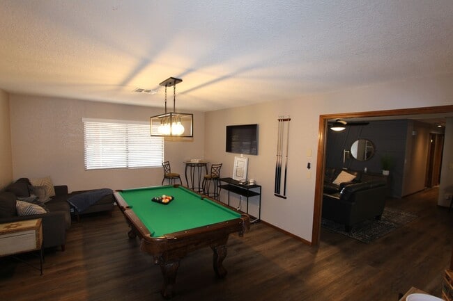 Building Photo - Fully Furnished 4-Bed Home in Kachina Village with Bonus Rec Room