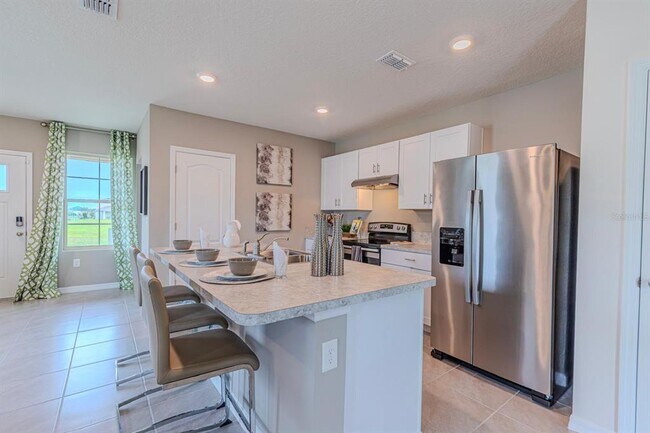 Building Photo - 1551 Dawnview Wy