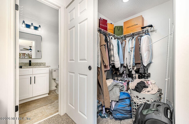 Building Photo - 11442 Squire Way Ln