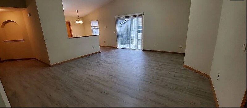 Building Photo - 1708 Hickory Ln