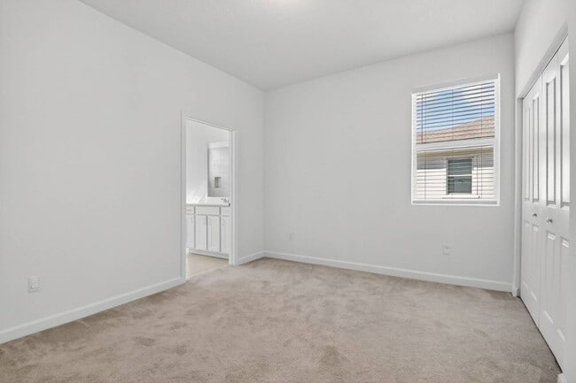 Building Photo - 4645 Meyerson Pl