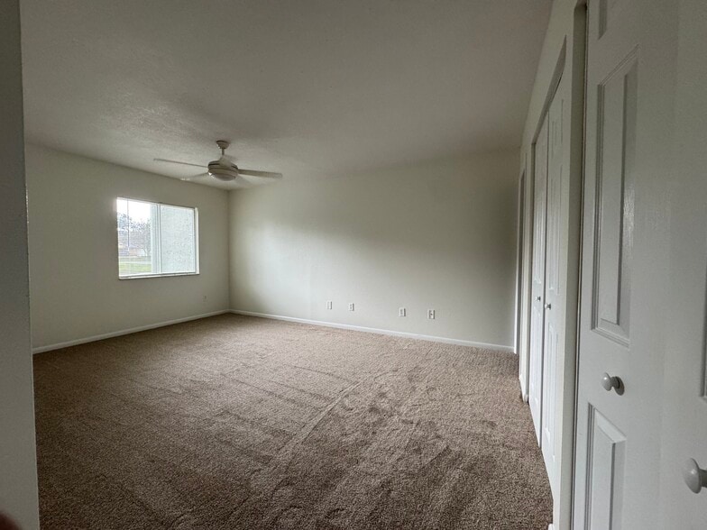 Building Photo - 568 Bahia Cir