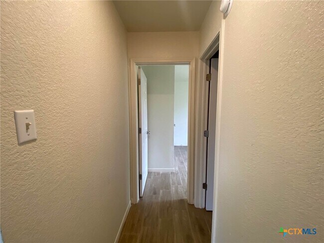 Building Photo - 2207 Wright Way