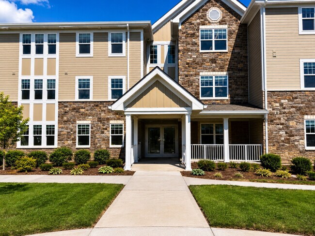 Building Photo - 2005 Farmview Dr