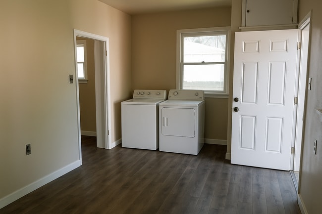 Building Photo - 1209 Berkley Ave