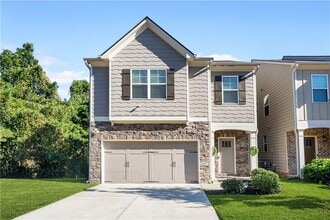 Building Photo - 580 Morrow Ln