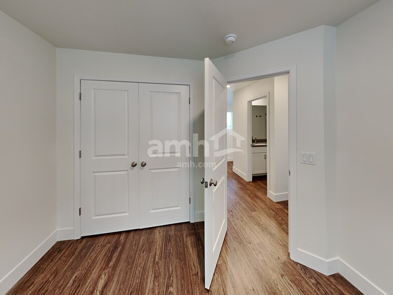 Building Photo - 21399 S 231st Way