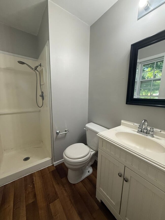 Building Photo - Location! Location! This super cute 3 bedroom 2 full bathroom 2 car garage home with a bonus Room...