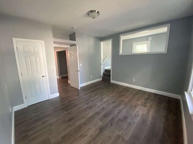 Building Photo - 53 Orlando St