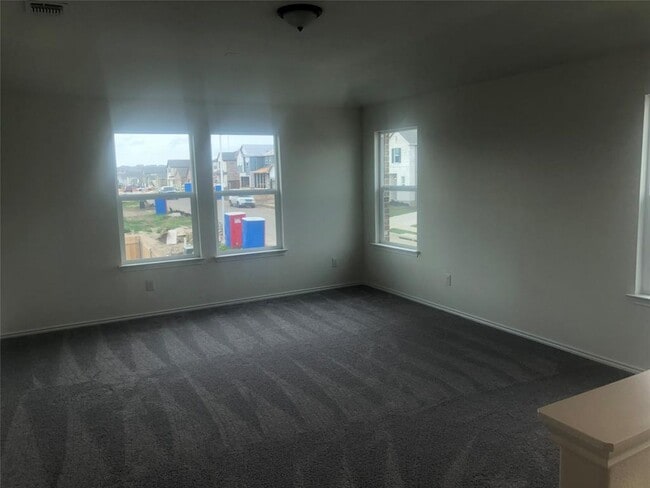 Building Photo - 100 Passiflora Dr