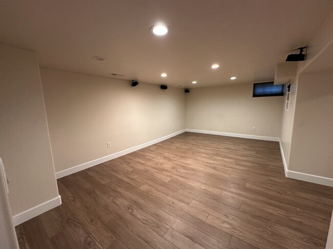 Building Photo - 4893 S 1250 W