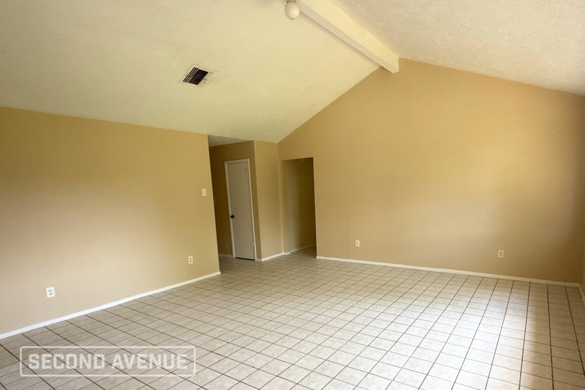 Building Photo - 1355 Tenderden Dr